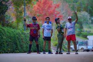 BIB: 2004
                            <button type="button" onclick="openModal(18890096)" class="btn btn-primary btn-sm float-right btn-popup" data-toggle="modal" data-target=".modal-high-quality">
                        <i class="fas fa-shopping-cart"></i> Add to Cart
                    </button>
                                            <button type="button" onclick="isThisMe(18890096, true)" class="btn btn-success btn-sm float-right btn-popup btn-isme hidden" data-toggle="tooltip" data-placement="bottom" title="นี่คือรูปของคุณใช่ไหม คลิกที่นี่เพื่อเอาเข้าอัลบั้ม">
                        <i class="fas fa-plus"></i> Add to album
                    </button>
                    <button type="button" onclick="isThisMe(18890096, false)" class="btn btn-warning btn-sm float-right btn-popup btn-isnotme hidden">
                        <i class="fas fa-ban"></i> Remove from album
                    </button>